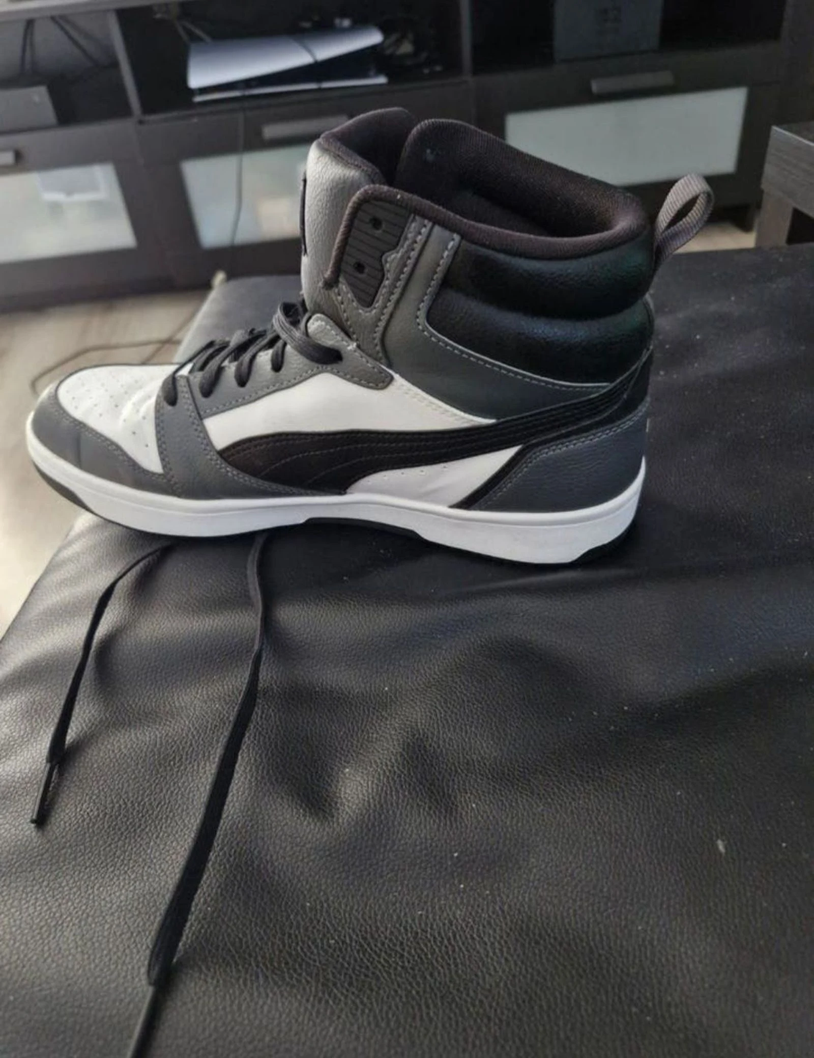 Puma Rebound Joy Sneakers - Black, White, Grey – photo 12